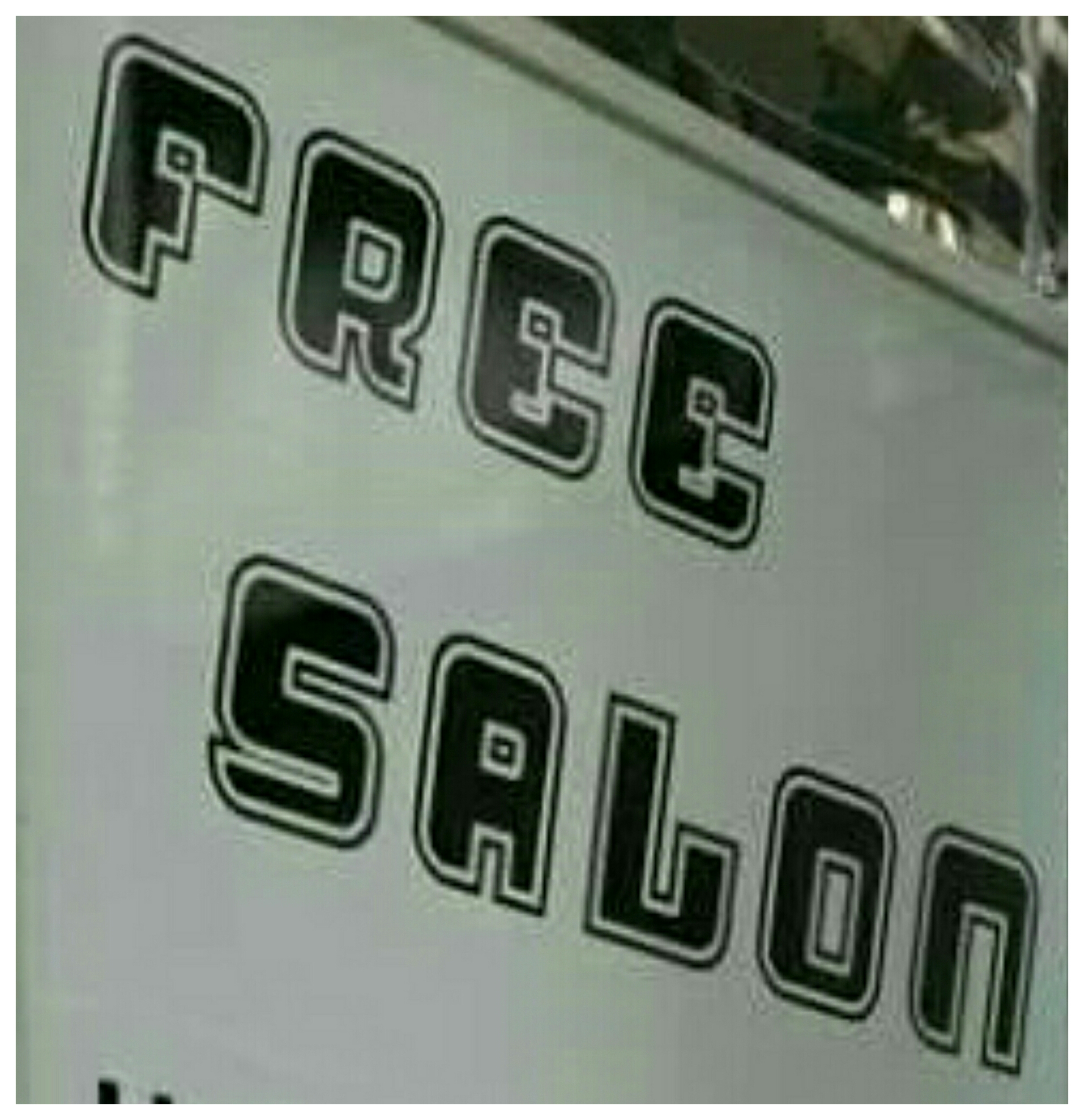 染髮: Free Salon