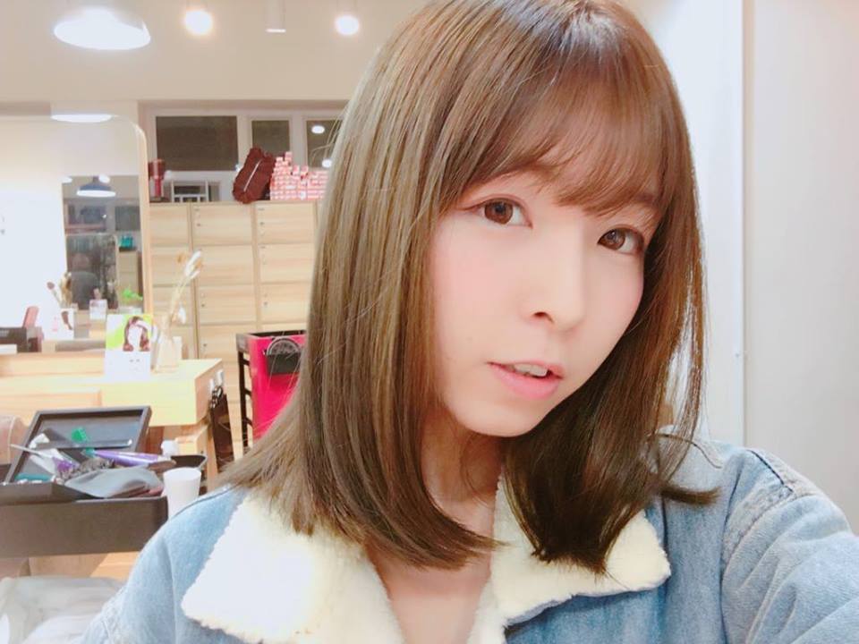 作品參考 / 最新消息:最新優惠套餐以及為你專屬髮型設計;)