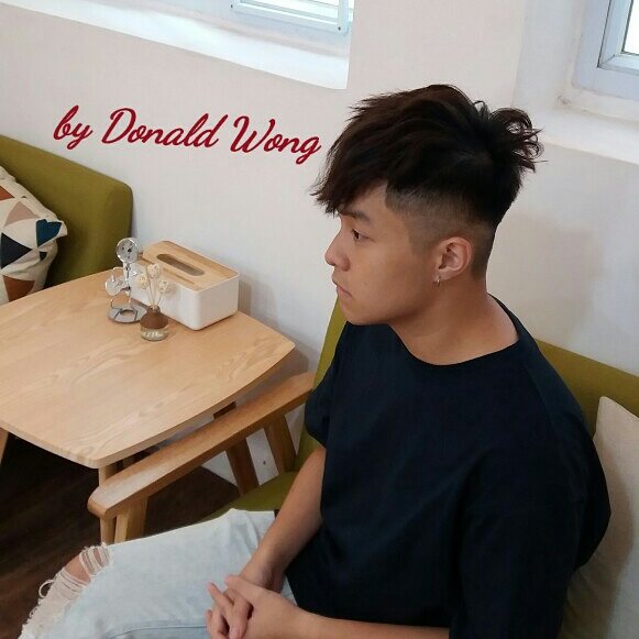 Donald Wong髮型作品: 帶點日系感覺的層次和向上捲的瀏海