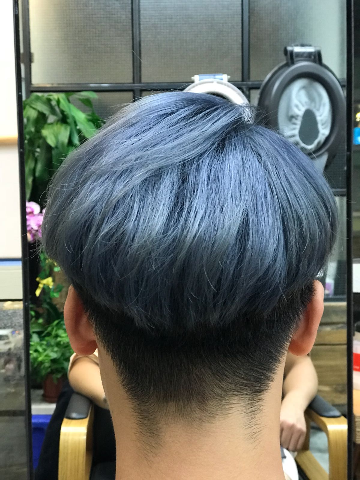 髮型作品参考:灰藍