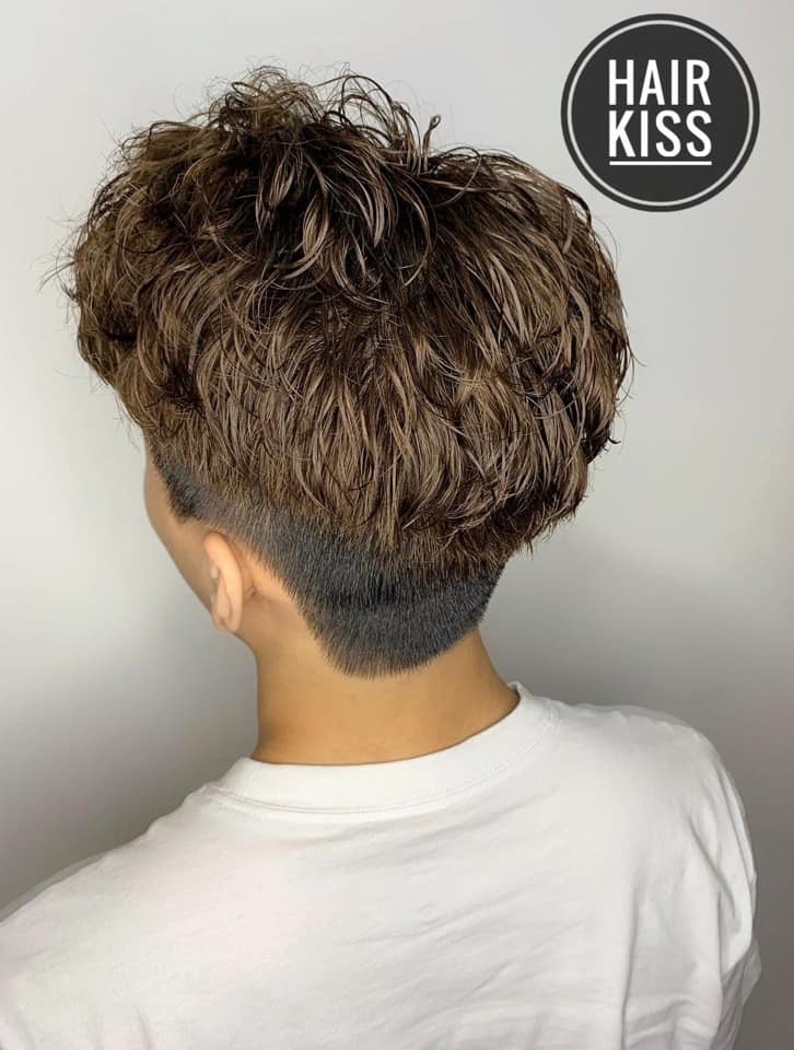 作品參考 / 最新消息:Hair kiss ❤️
